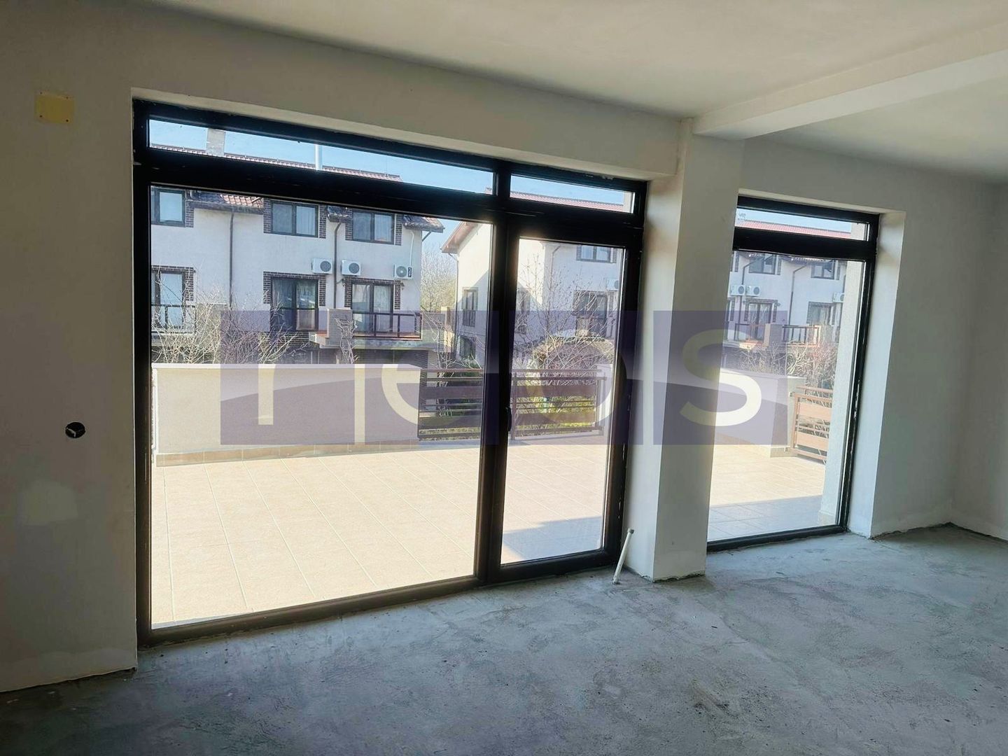 VILA DE VANZARE IN COMPLEX REZIDENTIAL | CREVEDIA | 4 CAMERE - Poză 9