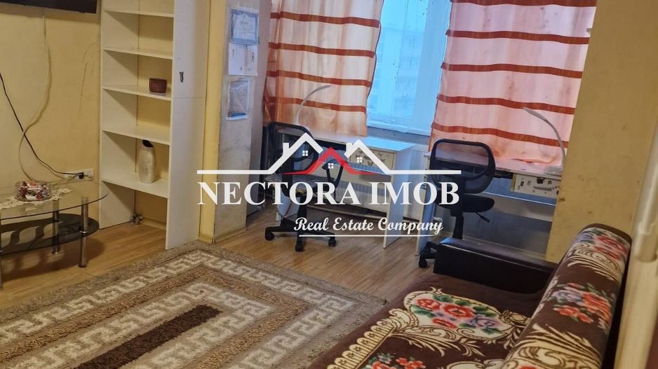 Apartament 3 camere, Zona Splaiul Crisanei, 54 mp, mobilat/utilat - Poză 1