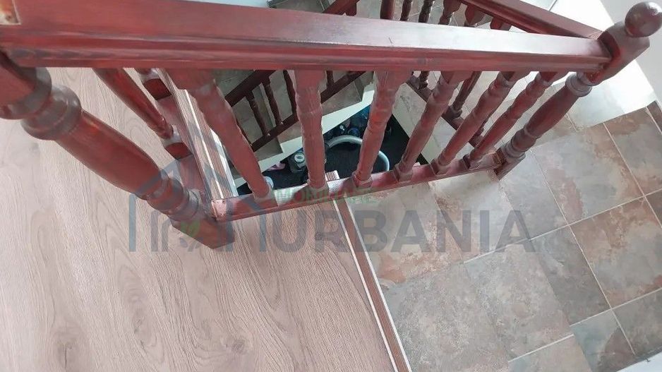 Casa cu teren de vanzare in Iasi, Dealul Zorilor - Poză 2