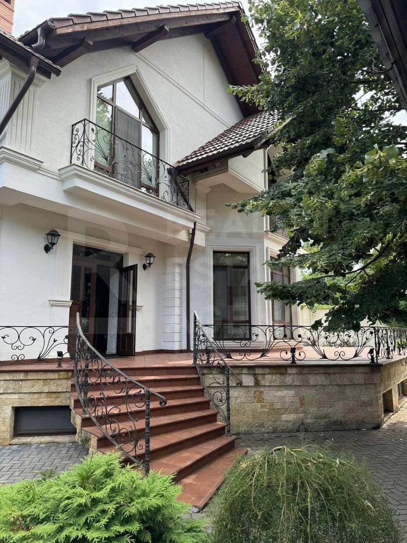 Chirie, casă 350 mp + 6 ari, str. Alexei Mateevici, Centru - Poză 3
