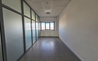Spatiu de birouri de inchriat locatie centrala si vizibilitate buna - Poză 21