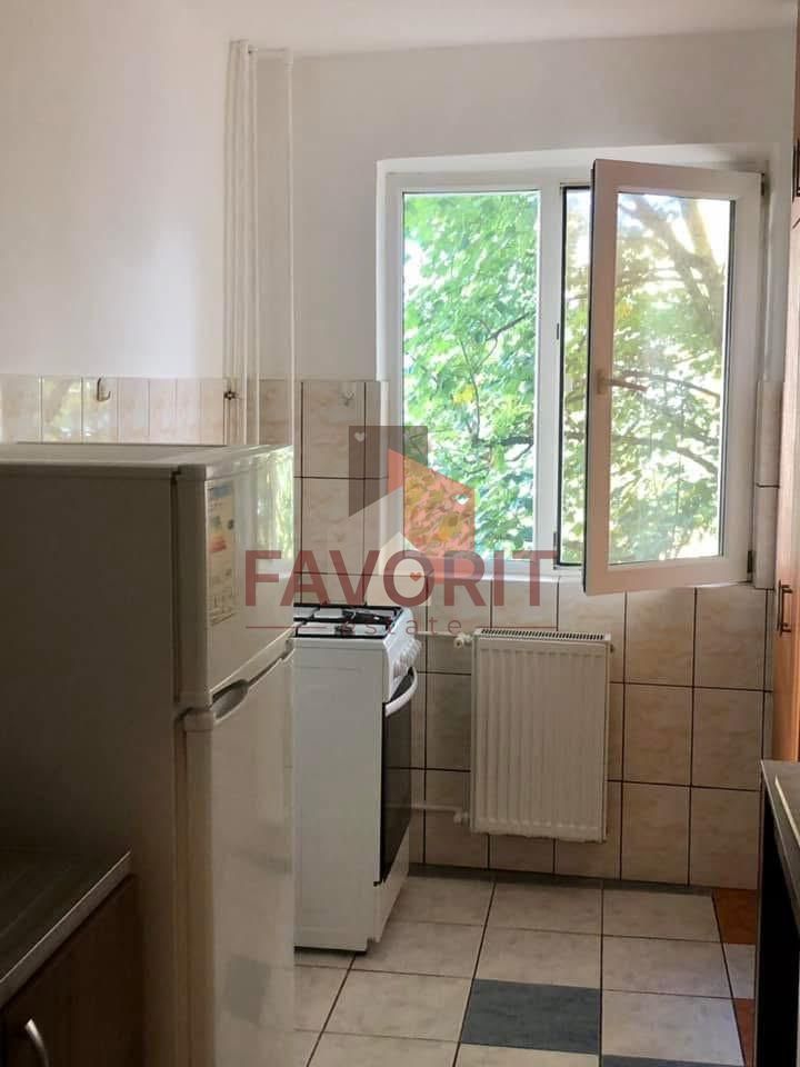 2 camere | etaj 2 | centrala proprie | mobilat si utilat | zona excelenta | - Poză 5