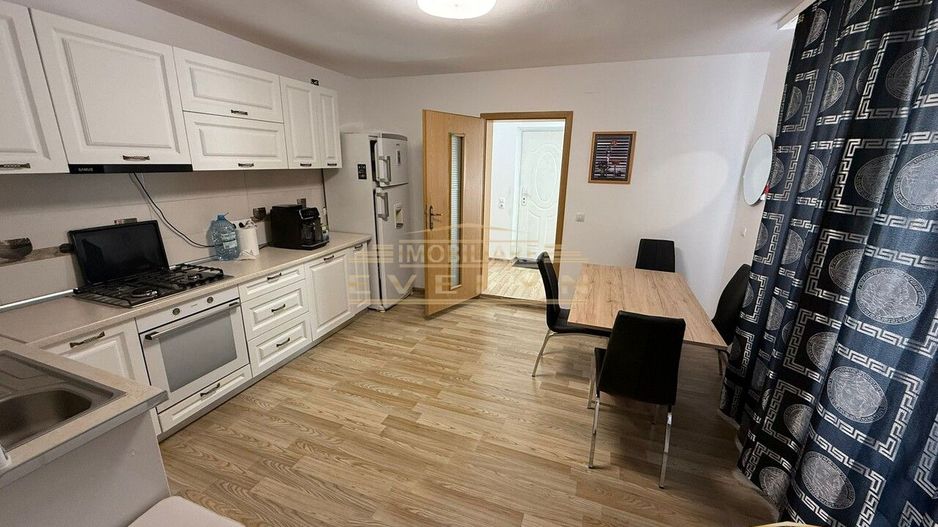 De închiriat casa la parter – 2 camere + 1000 mp teren – Catamaresti Deal - Poză 3