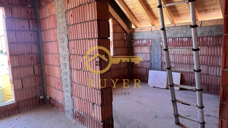Casa de vanzare in Sura Mare- teren liber 262mp- la ALB - Poză 10