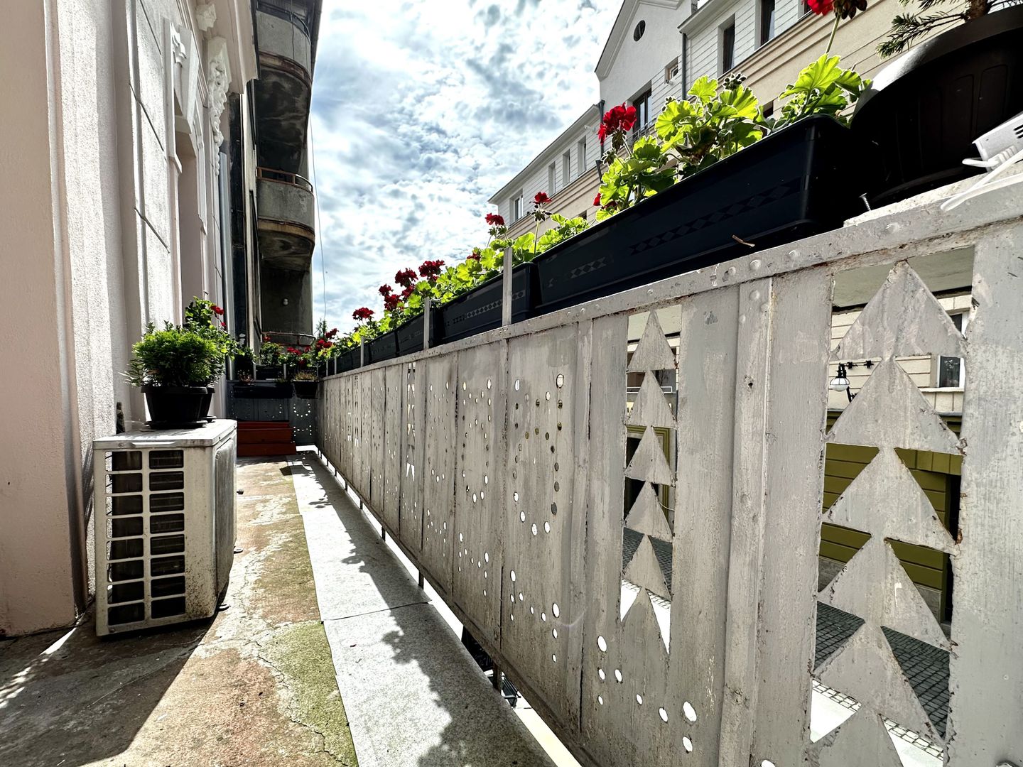 Apartament 4 camere,  cu vedere spre centrul vechi din Piața Unirii - Poză 14