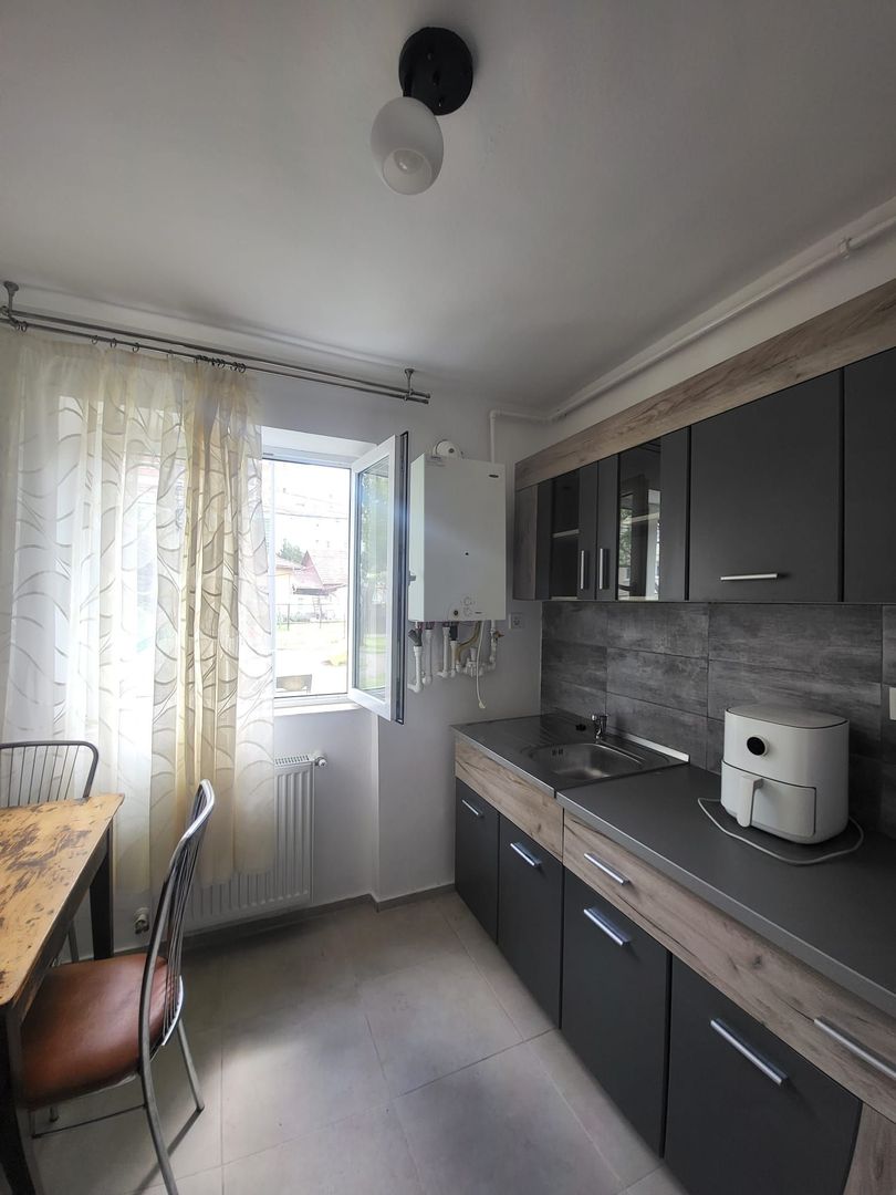 APARTAMENT CU 2 CAMERE DE INCHIRIAT IN ZONA ARNSBERG LA 310EURO - Poză 4