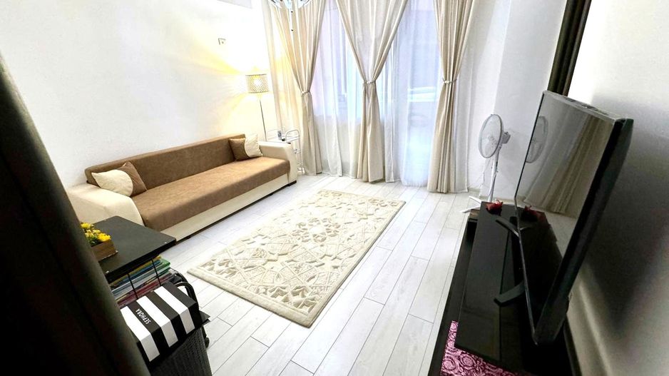 🏡 Închiriez Apartament Studio cu 2 camere, centrală proprie, Militari Residence - Poză 1