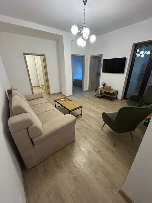 APARTAMENT LUX METROU ZONA PIATA ROMANA - Poză 1