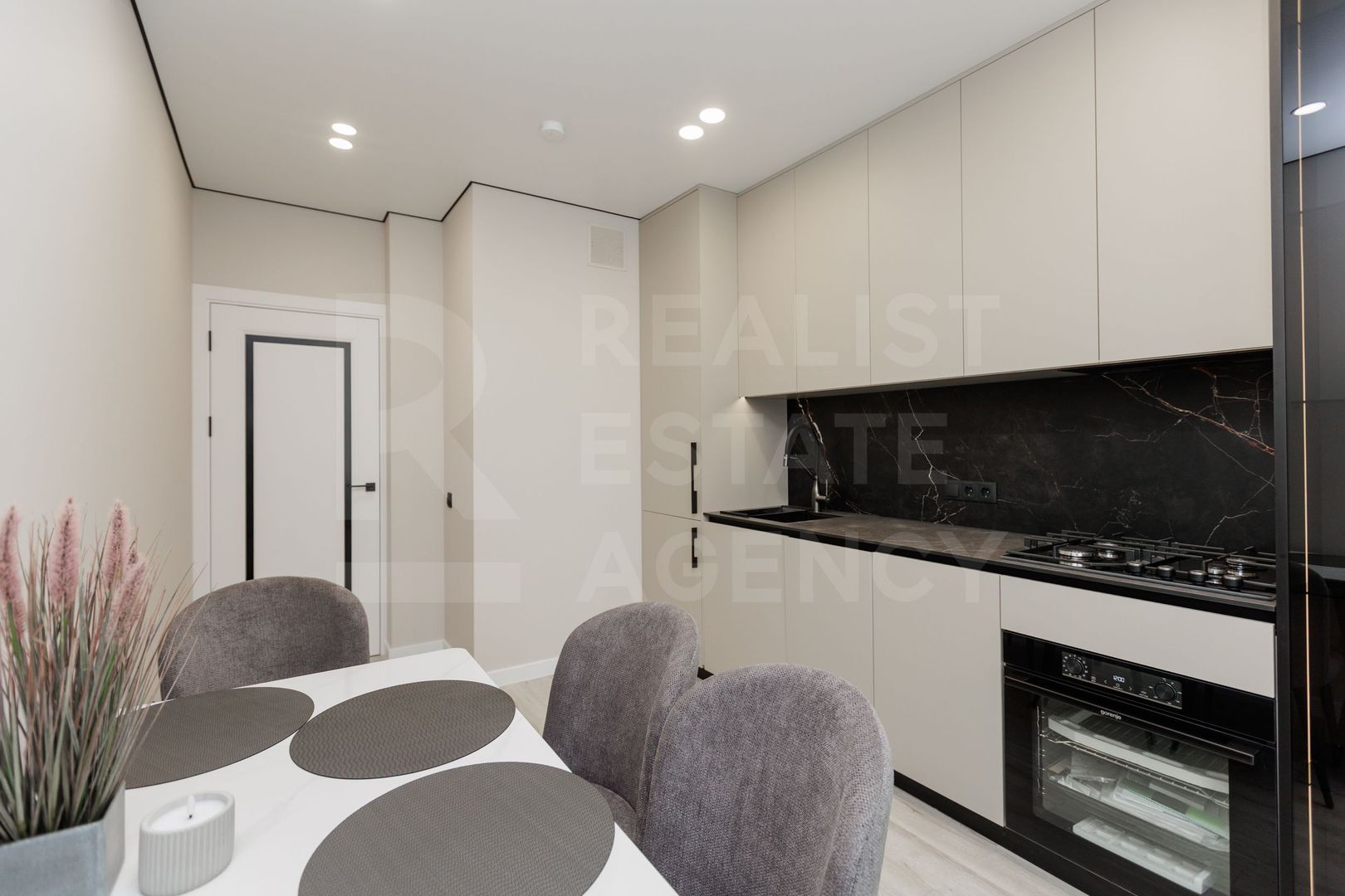 Vânzare, apartament, 1 cameră + living, str. Vasile Lupu, Buiucani - Poză 12