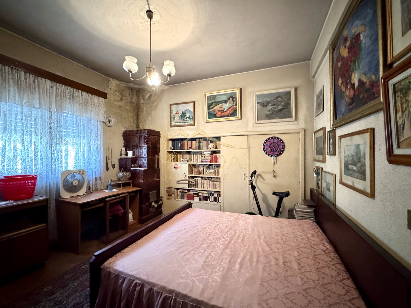 Vila cu 6 camere *310mp*  + Garaj // Primăverii - Poză 21