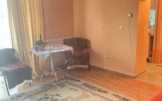 Apartament in zonă liniștită, aproape de stația de autobuz! - Poză 1