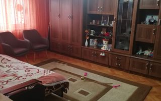 ageuropa.ro vinde ap 3 cam DECOMANDATE în Carpați 2 la etajul 4. - Poză 4