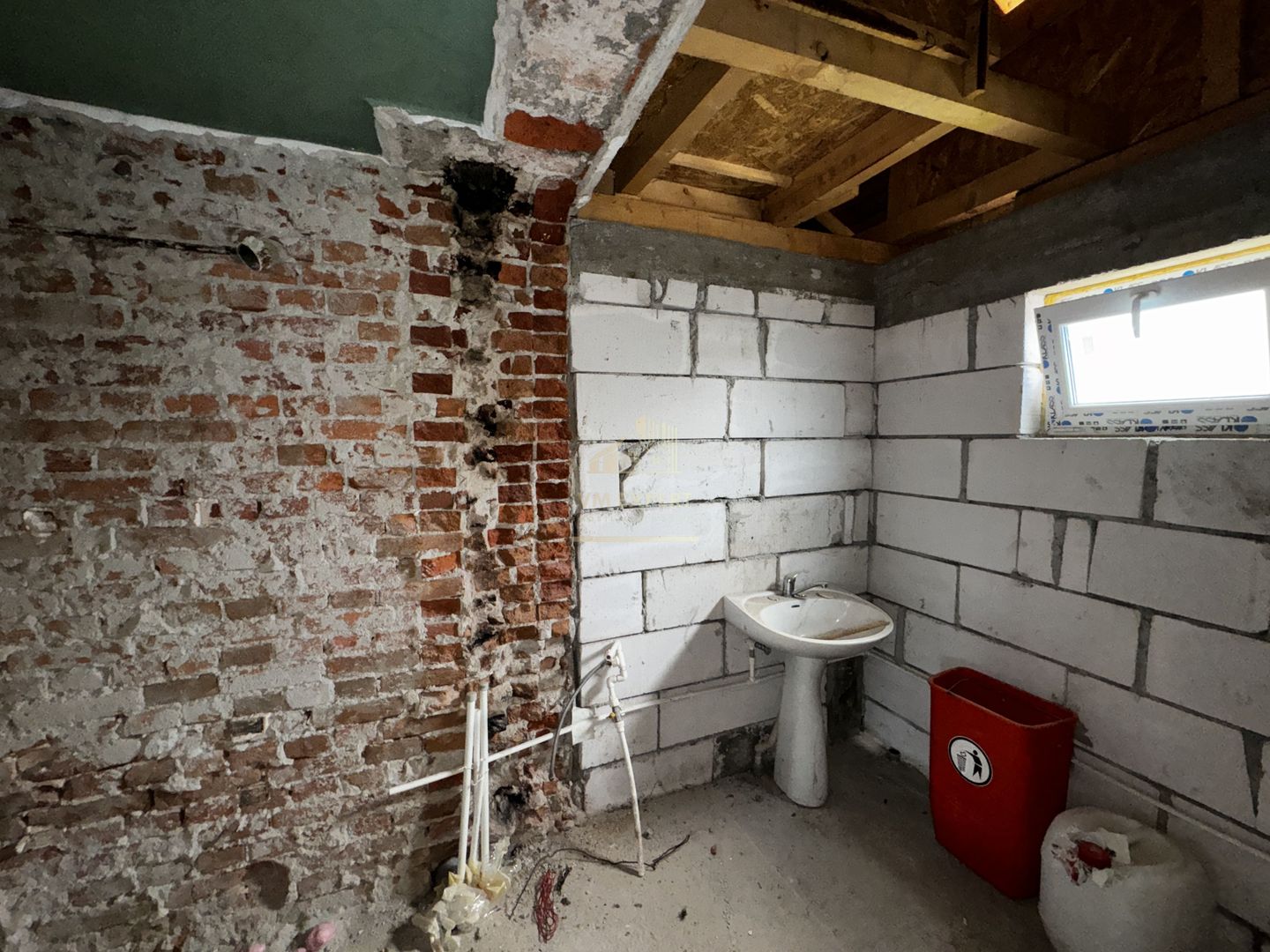 CASA 4 CAMERE TEREN 338 MP CAMPULUNG - Poză 36