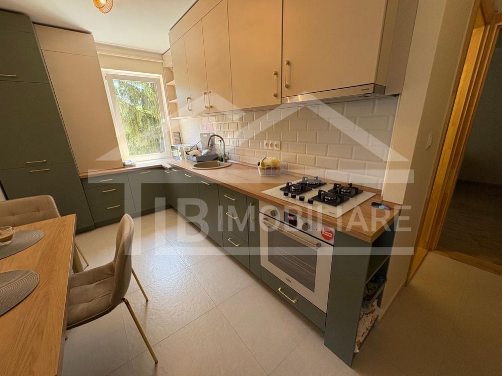 Apartament cu 3 camere, 70 mp, decomandat, Zona UMFST - Poză 4