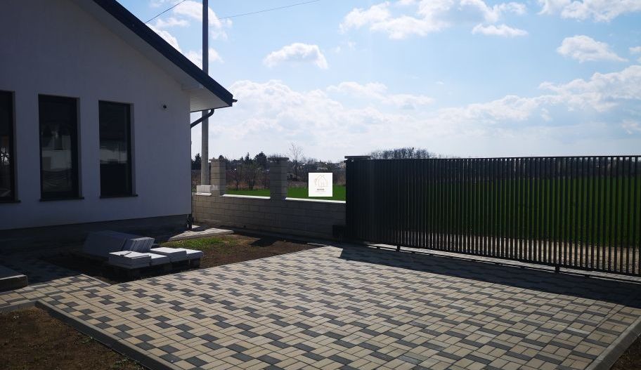 Vila Manastirea Buftea - Poză 3