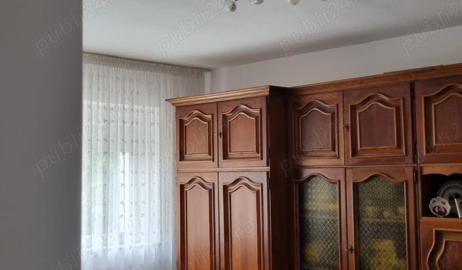 Apartament 3 camere - renovat - Poză 2
