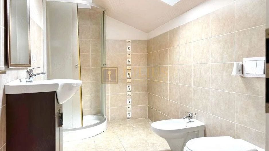 3 camere pe 2 nivele – Dumbrăvița - Poză 4