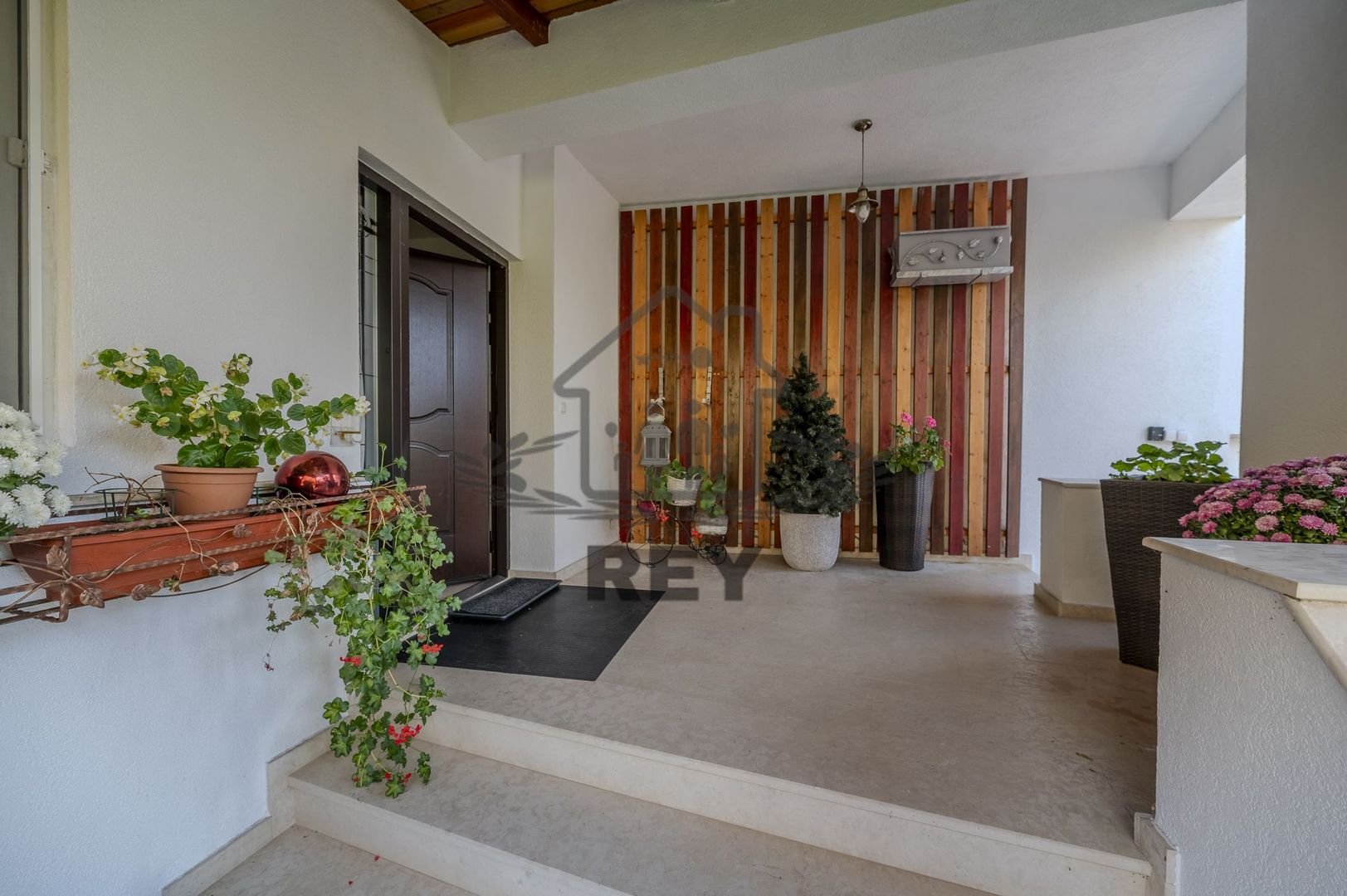 De Vânzare Vila Superba la liziera parcului Sub Arini - Poză 13