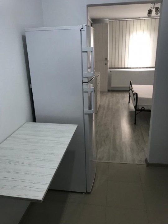 Garsoniera Tiglina 1, etaj 1 renovata recent - Poză 3