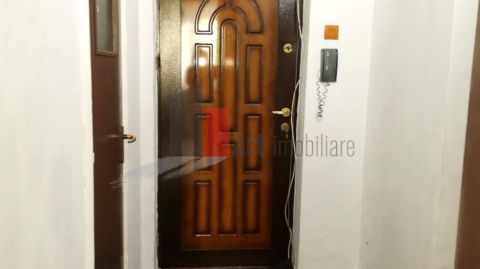 APARTAMENT 3 CAMERE LACUL TEI - Poză 7