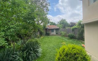 Apartament 3 camere zona centrala - Poză 1