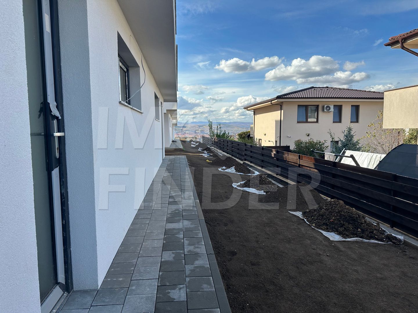 Casă în Florești, zona Vivo: 189 mp utili,  116 mp pe terase - Poză 31