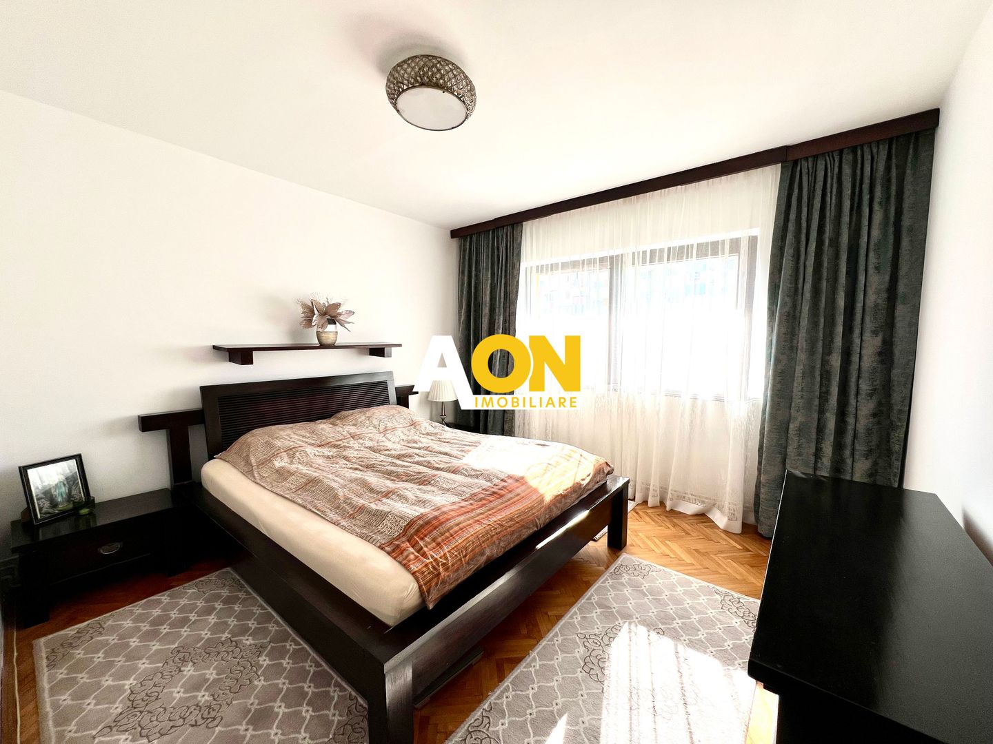 Apartament cu 3 camere, decomandat, Alba Iulia, zona Ampoi 3 - Poză 2