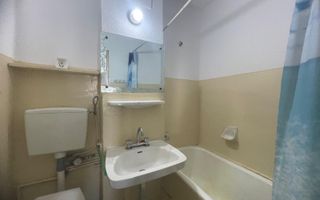 Garsoniera decomandata cu 1 cameră și bucatarie separata si pivnita - Poză 6