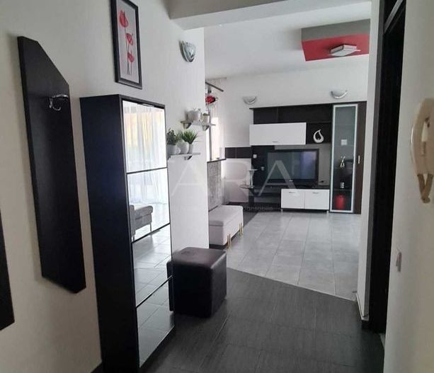 Penthouse 2 camere cu terasă panoramică – Europa - Poză 8