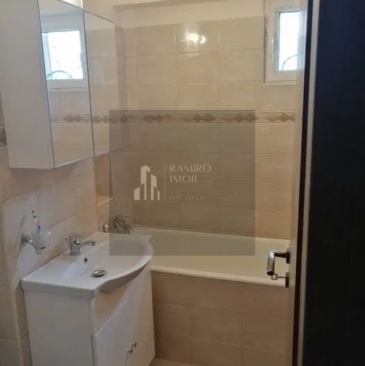 Apartament 4 camere | Calea Dorobanți | 80 mp | 2 băi | 1976 - Poză 5