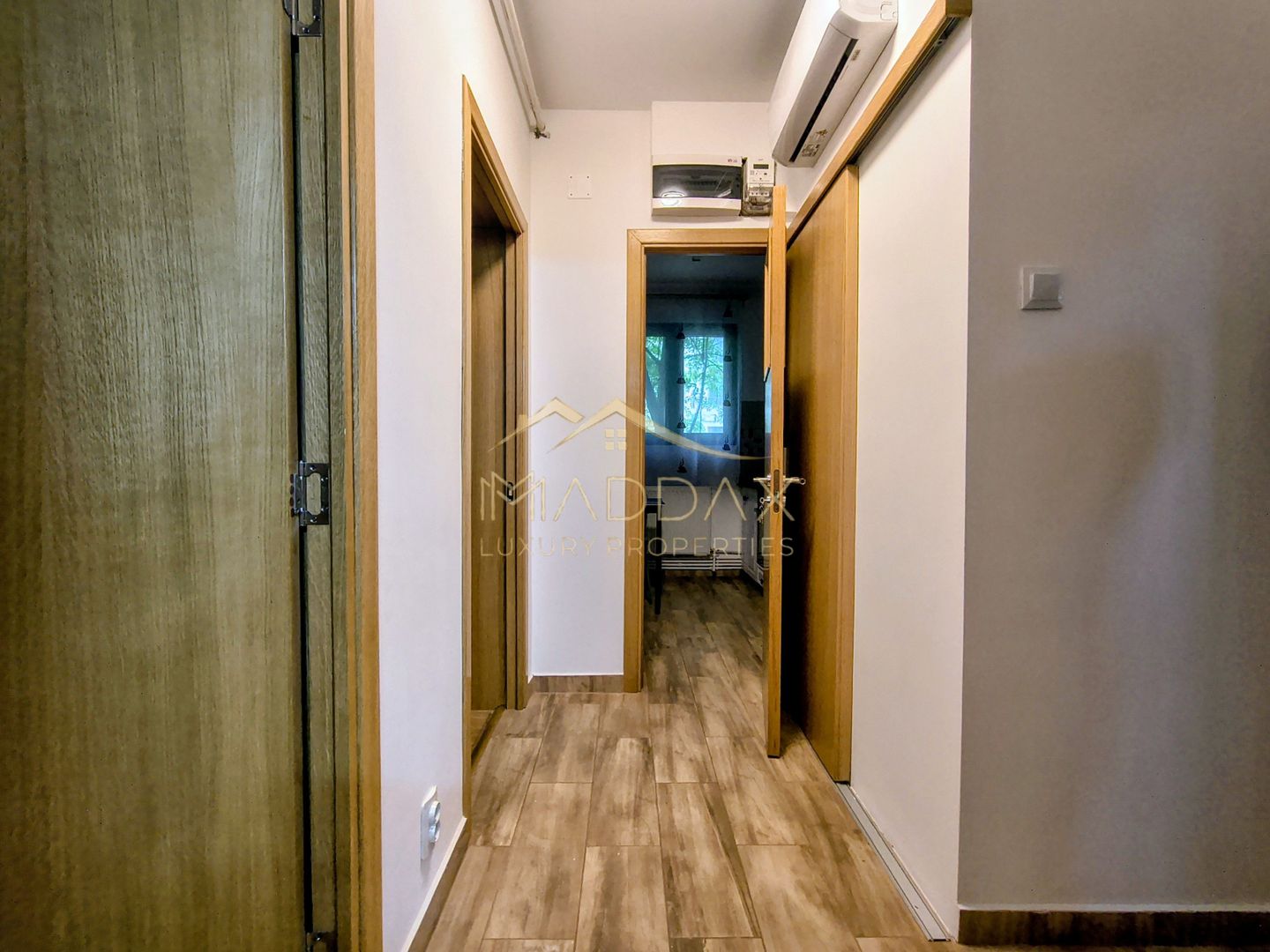 Inchiriere 2 camere birou // zona linistita // Primaverii - Poză 16