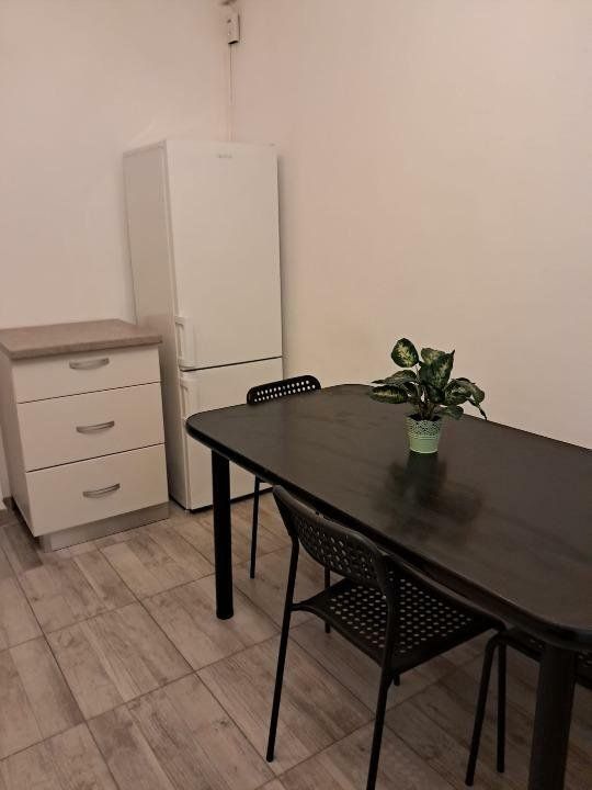 Apartament 2 camere Iancului, decomandat, centrala termica proprie - Poză 3