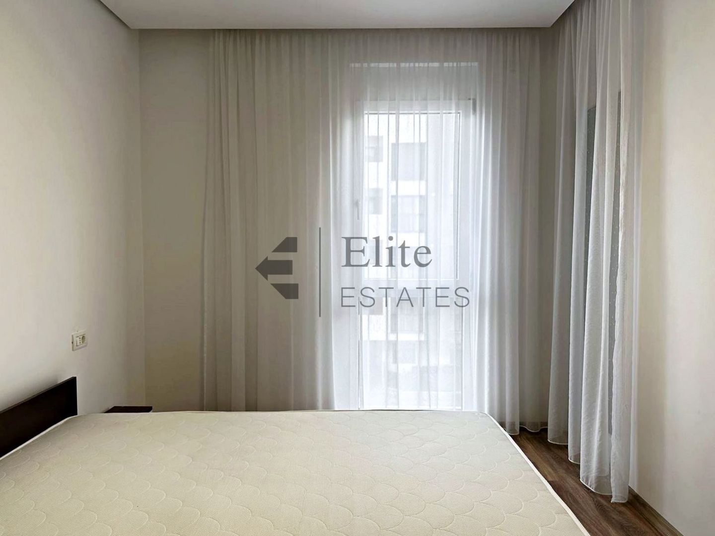 Apartament modern cu 2 camere West Residence - Poză 7