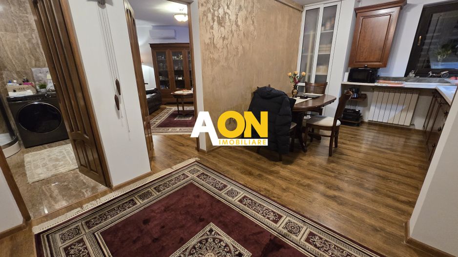 Apartament 2 Camere M-uri, Vedere spre Catedrala, Complet Renovat - Poză 8