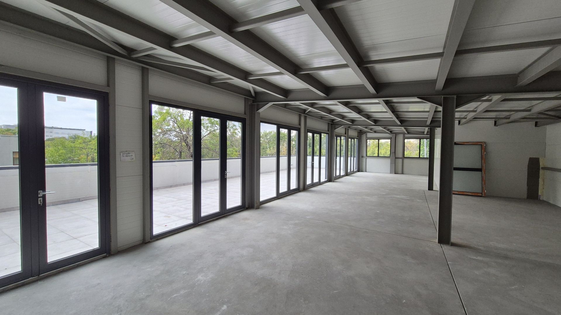 Spatiu comercial 125 mp utili + 100 mp terasa - Basarabia - Muncii - Poză 2