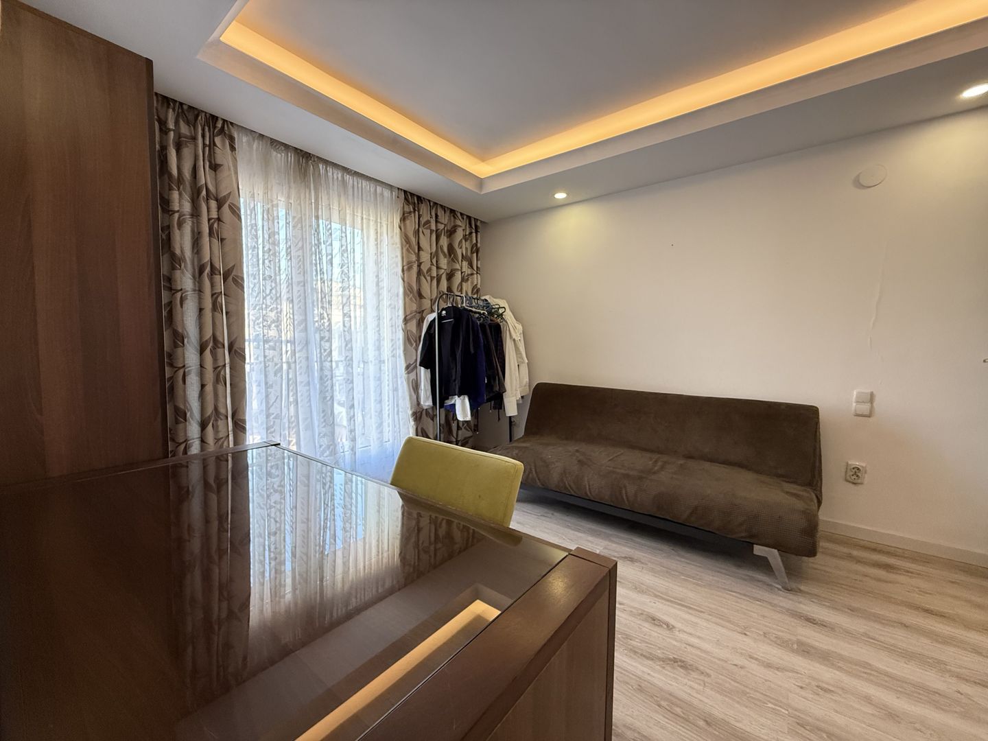 Vila cu 2 dormitoare si 3 bai | Cosmopolis | aproape de Mall | Piscina - Poză 15