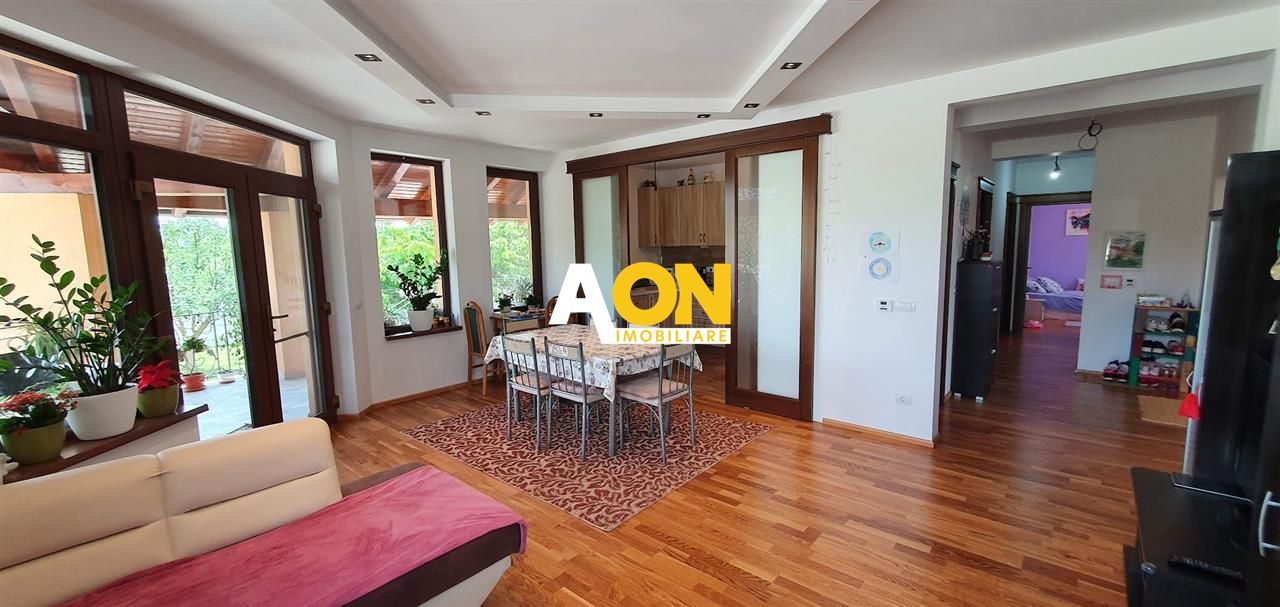 Casa parter+demisol, 1200 mp teren, pretabila pt 2 familii, Sard - Poză 8