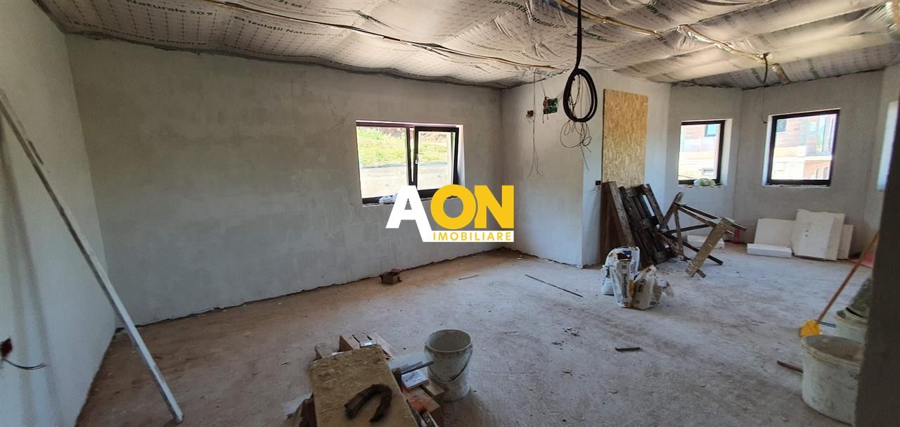 Casa semifinisata 4 camere garaj 650 mp teren, langa padure, Micesti - Poză 6