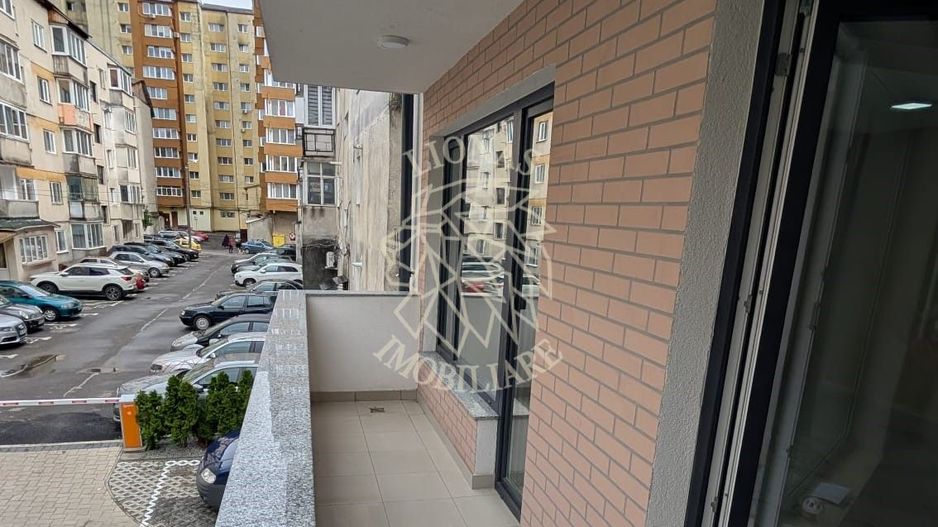 Spatiu de Birou Nou 36 mp-balcon 7 mp-Zona Han - Poză 3