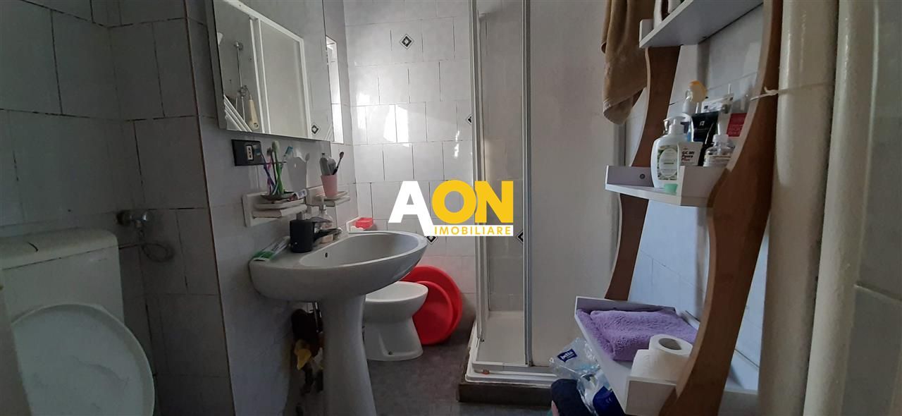 Apartament 3 camere Cetate - Poză 6