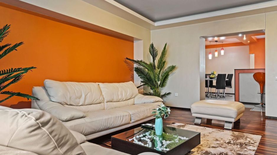 Vanzare Apartament 4 Camere Bulevardul Unirii - Poză 1