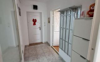 Apartament 1 camera 41 mp utili pivnita si balcon inchis Turnisor - Poză 6