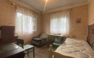 Vanzare casa cu 6 camere in Targoviste - vizavi de Colegiul Carabella - Poză 5