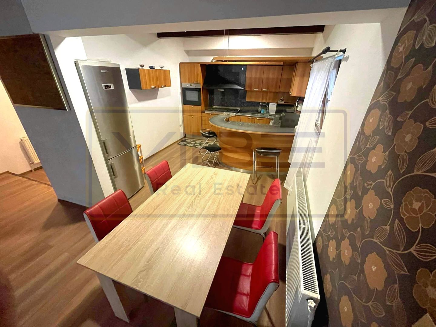 Casa parter 4 camere- Curte 1200 mp - Ideal de locuit/ after school - Poză 10
