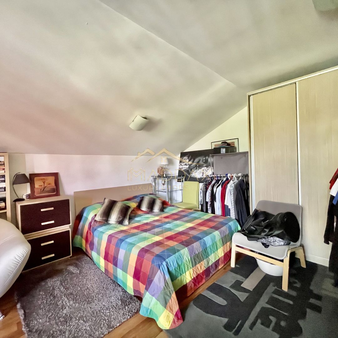 Vila cu 5 camere //2 parking// Zona Domenii - Poză 35