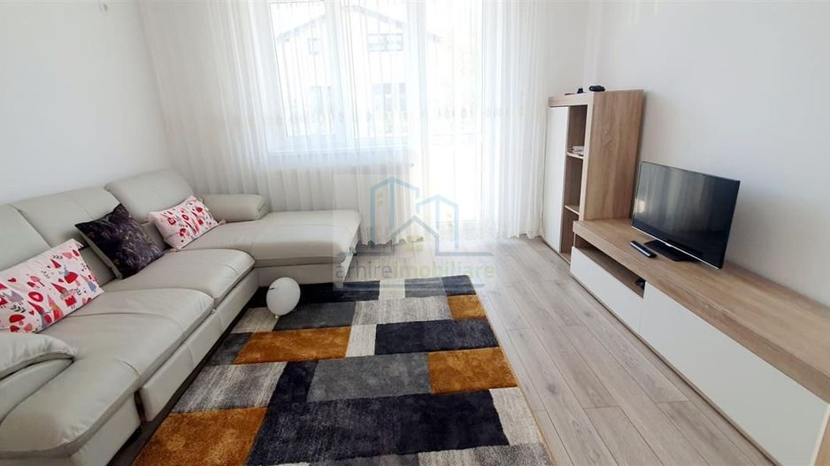 Inchiriere apartament 3 camere - Poză 5