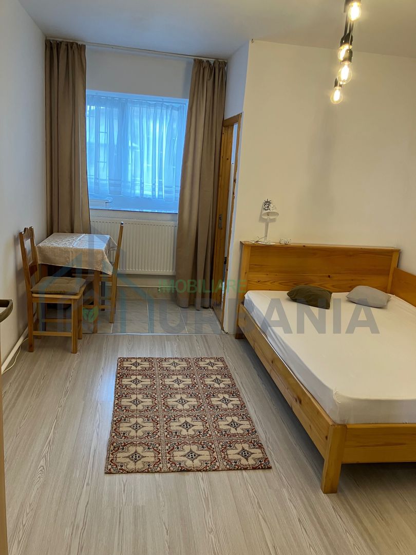 Inchiriez garsoniera in Nicolina - Poză 1