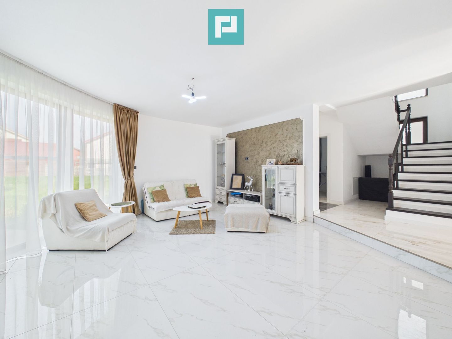 Casă individuală | 221 mp | Moșnița Nouă - Poză 1