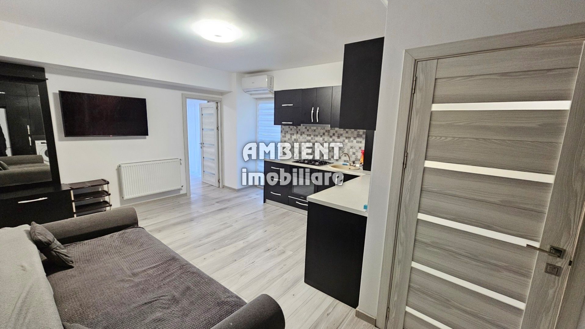 DE ÎNCHIRIAT - Apartament 2 camere,  bloc NOU,  zona GARĂ; - Poză 4