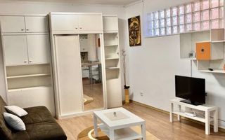 AP. 2 CAMERE- IANCULUI, PET-FRIENDLY, CENTRALA PROPRIE, METROU 10 MIN - Poză 1